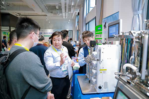 霍爾斯現(xiàn)場講解 霍爾斯現(xiàn)場講解